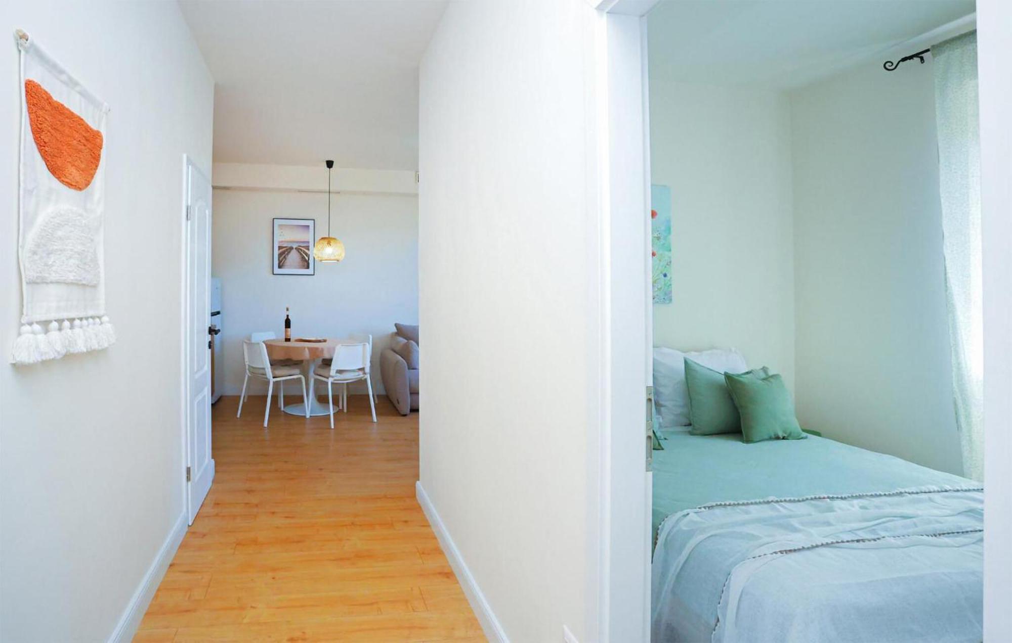 2 Bedroom Gorgeous Apartment In Kastel Luksic Kaštela المظهر الخارجي الصورة